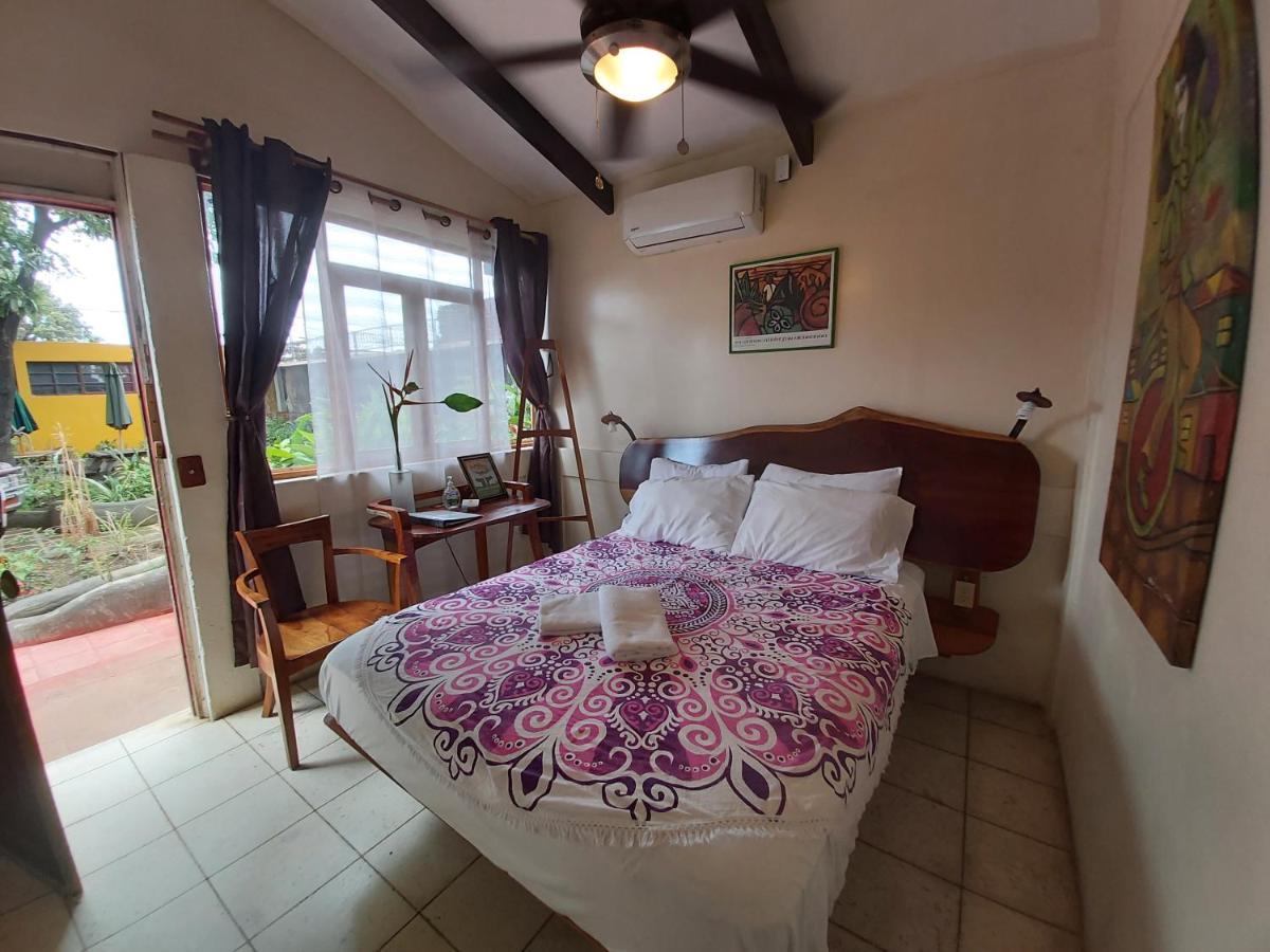 Casa Benjamin Linder Hotel มานากัว ภายนอก รูปภาพ