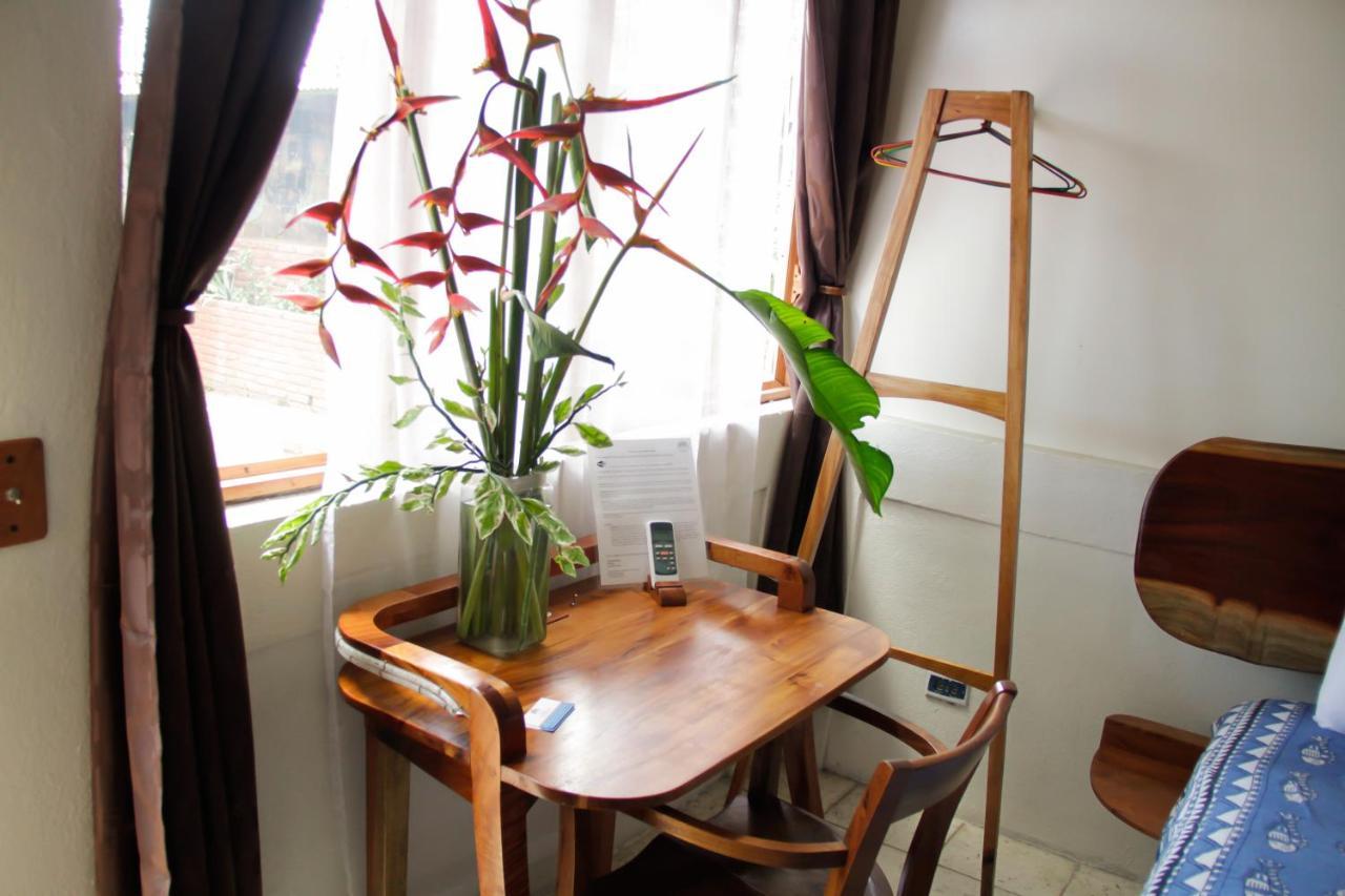 Casa Benjamin Linder Hotel มานากัว ภายนอก รูปภาพ